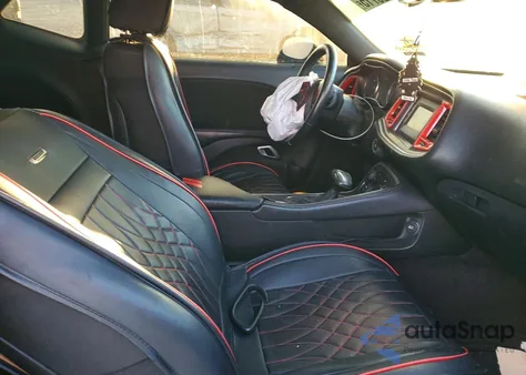 2017 Dodge Challenger Sxt z USA, uszkodzony, nr VIN 2C3CDZAG3HH658912